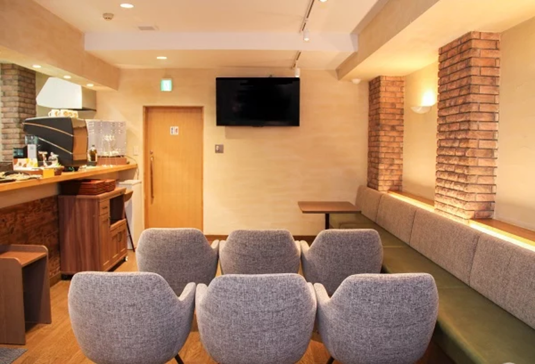 松戸駅そばのレンタルスペース・貸し会議室「ロジカフェ」のイメージ画像