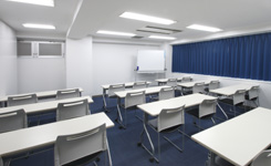セミナー、研修にはもってこいの錦糸町の会議室タイプのレンタルスペース