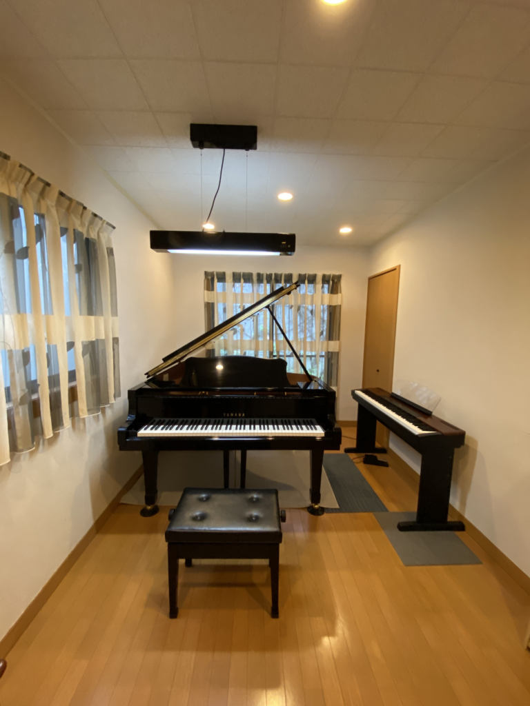 愛媛県松山市のレンタルピアノ、貸しピアノスペース「Music Room Mie」
