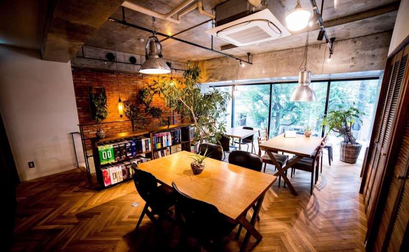 Howzlife Cafe 恵比寿 レンタルできるカフェ おしゃれ空間でロケ撮影 インタビュー撮影 ミーティングで利用可 くーある