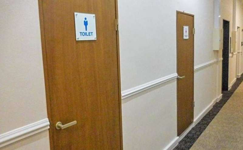 トイレは男女別になっております