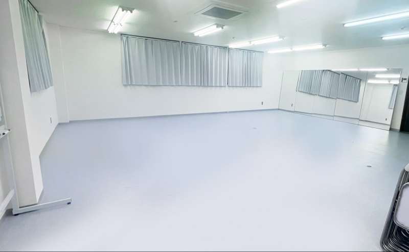 スタジオ内部①床はフロアマット