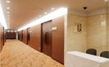ハートンホテル北梅田内の静かなホールです。サービス料不要で格安